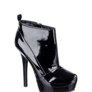 Dollhouse Minaj Boot Heels